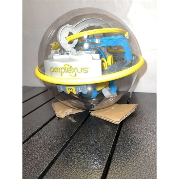 Spin Master Games 6037973 Perplexus Beast 3D Maze with 100 Obstacles Round Ball - Picture 1 of 4
